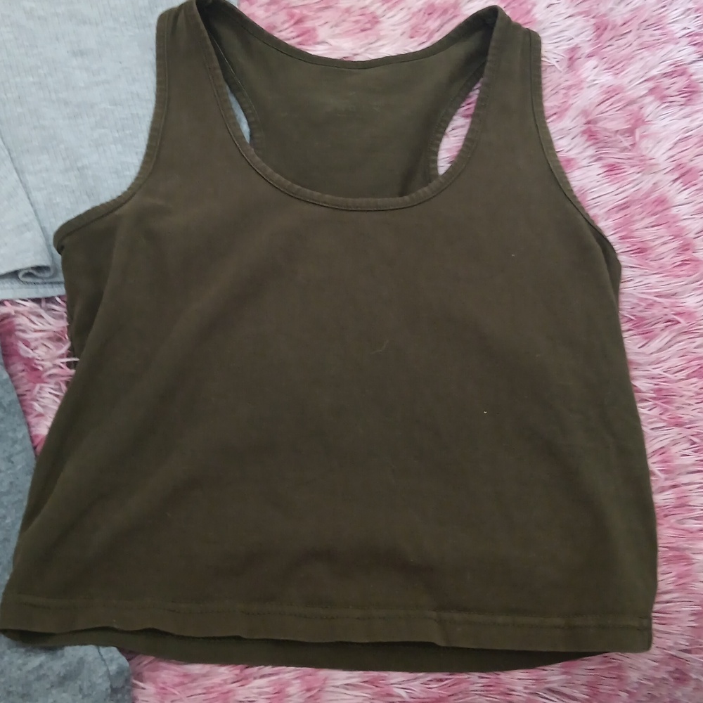 Basics Cropped Set - Picture 3 of 4